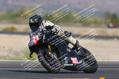 media/Nov-12-2023-SoCal Trackdays (Sun) [[5d1fba4e7d]]/Turn 14 (1035am)/